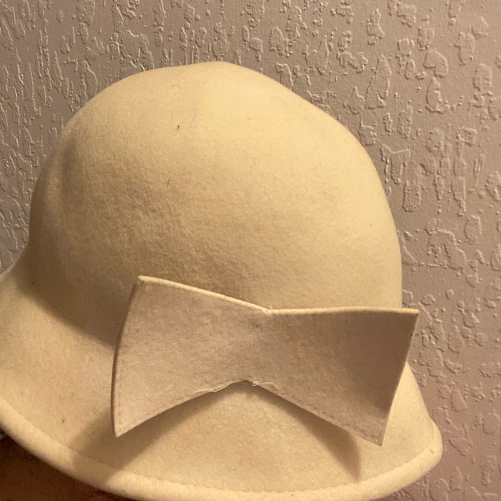 100% Wool White Hat - Picture 2 of 4